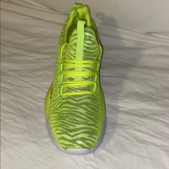 Brand new tennis shoes - Picture 2 of 4